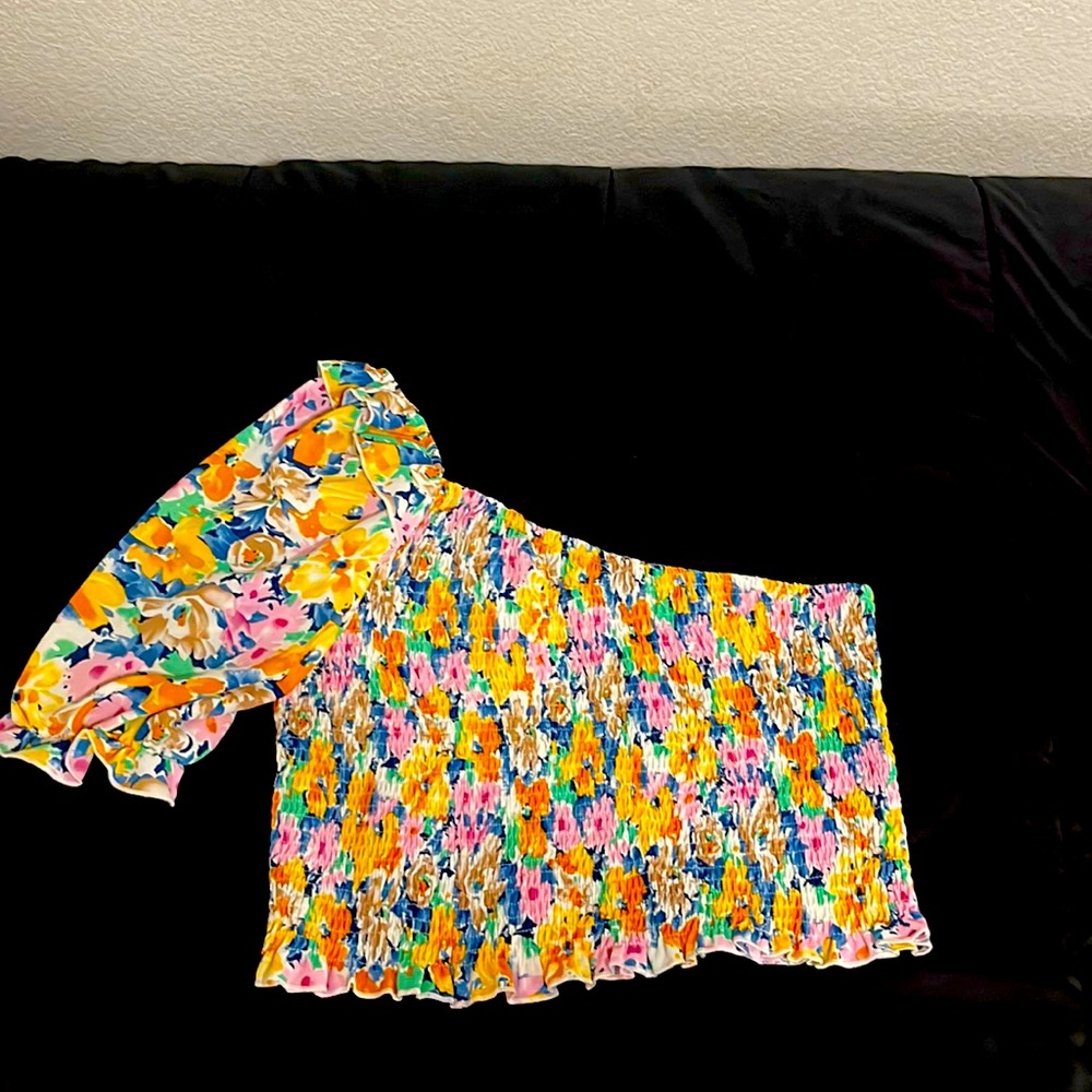 SHEIN Unity Floral Print One Shoulder Puff Sleeve Shirred Blouse